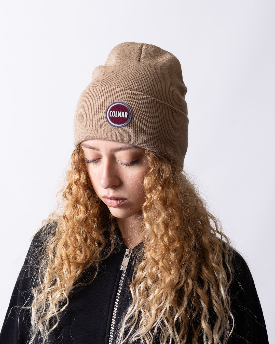 Cappello Colmar con logo frontale in rilievo