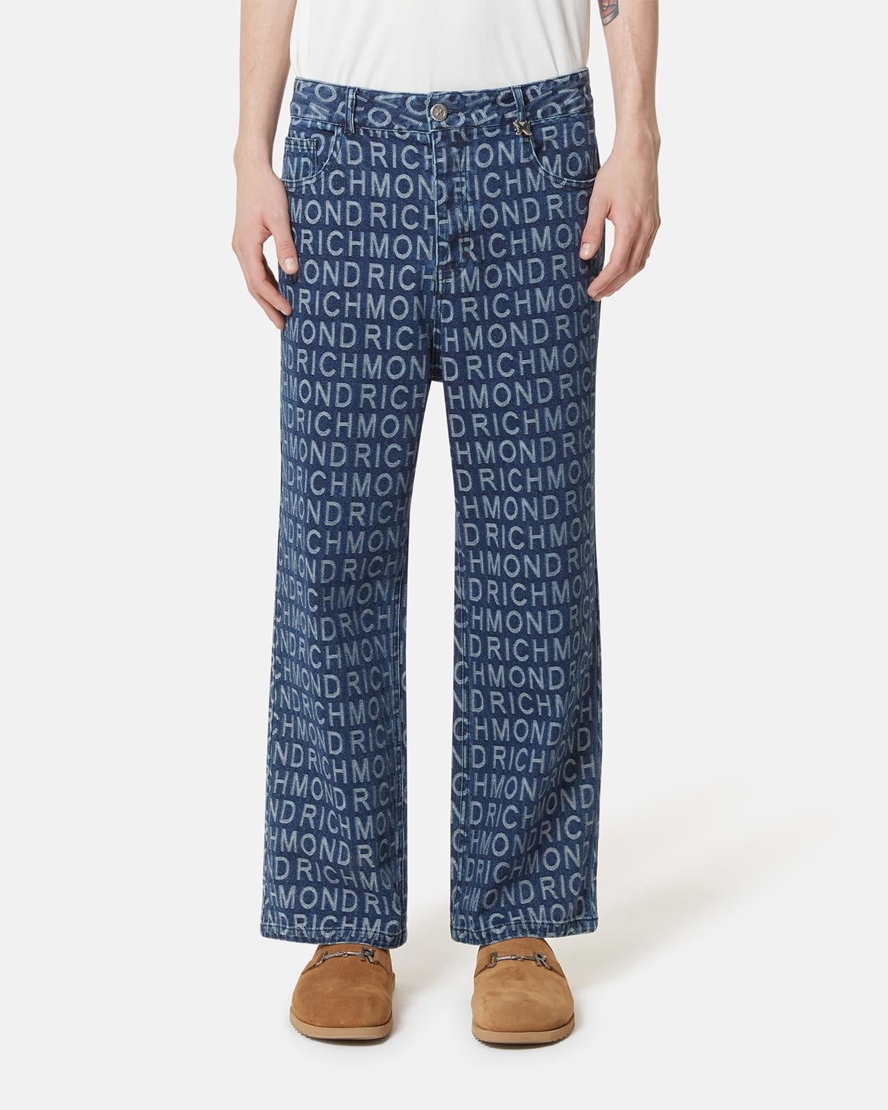 Jeans Richmond X svasato con logo all-over uomo
