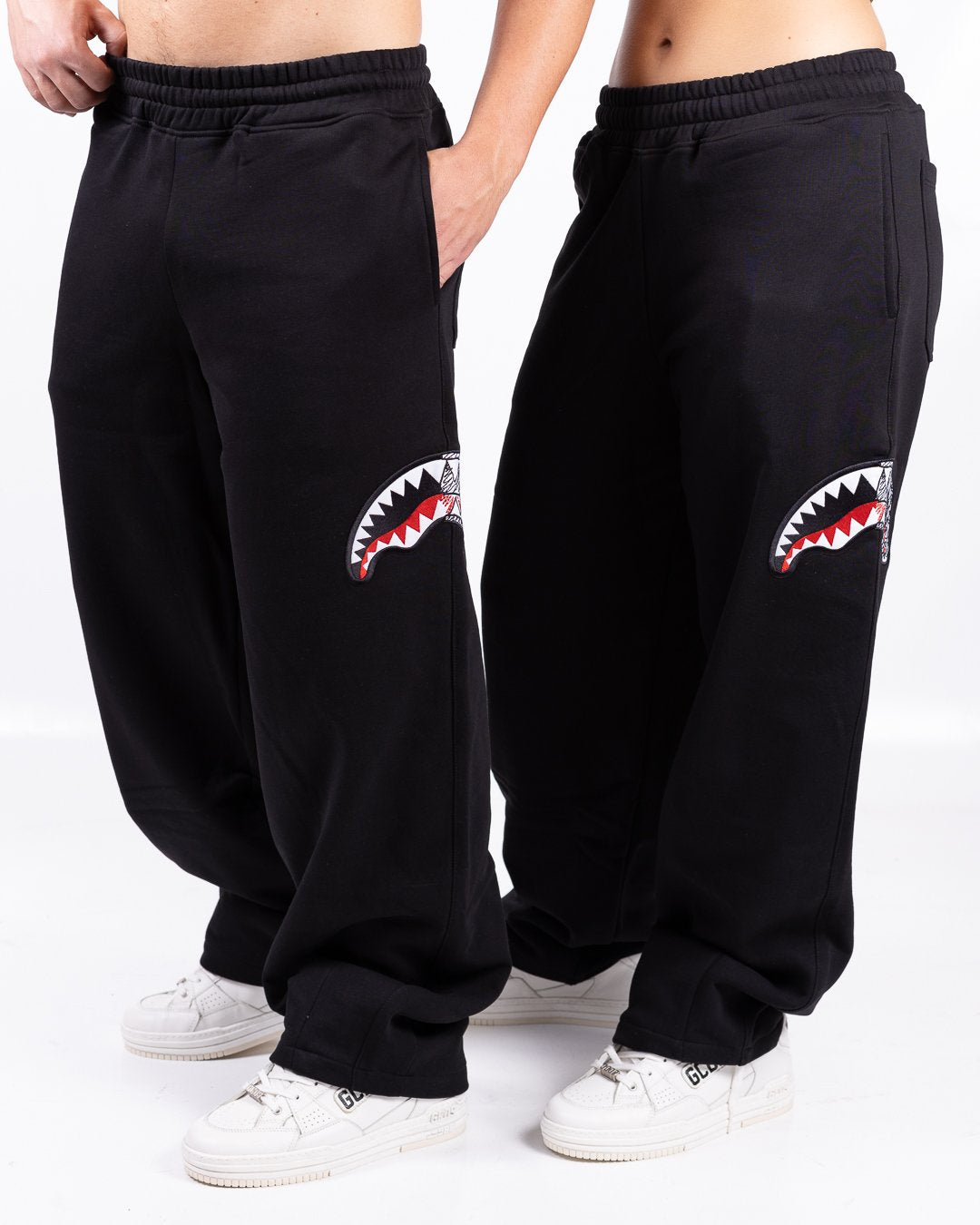 Pantalone Sprayground in felpa "Sketch Shark"