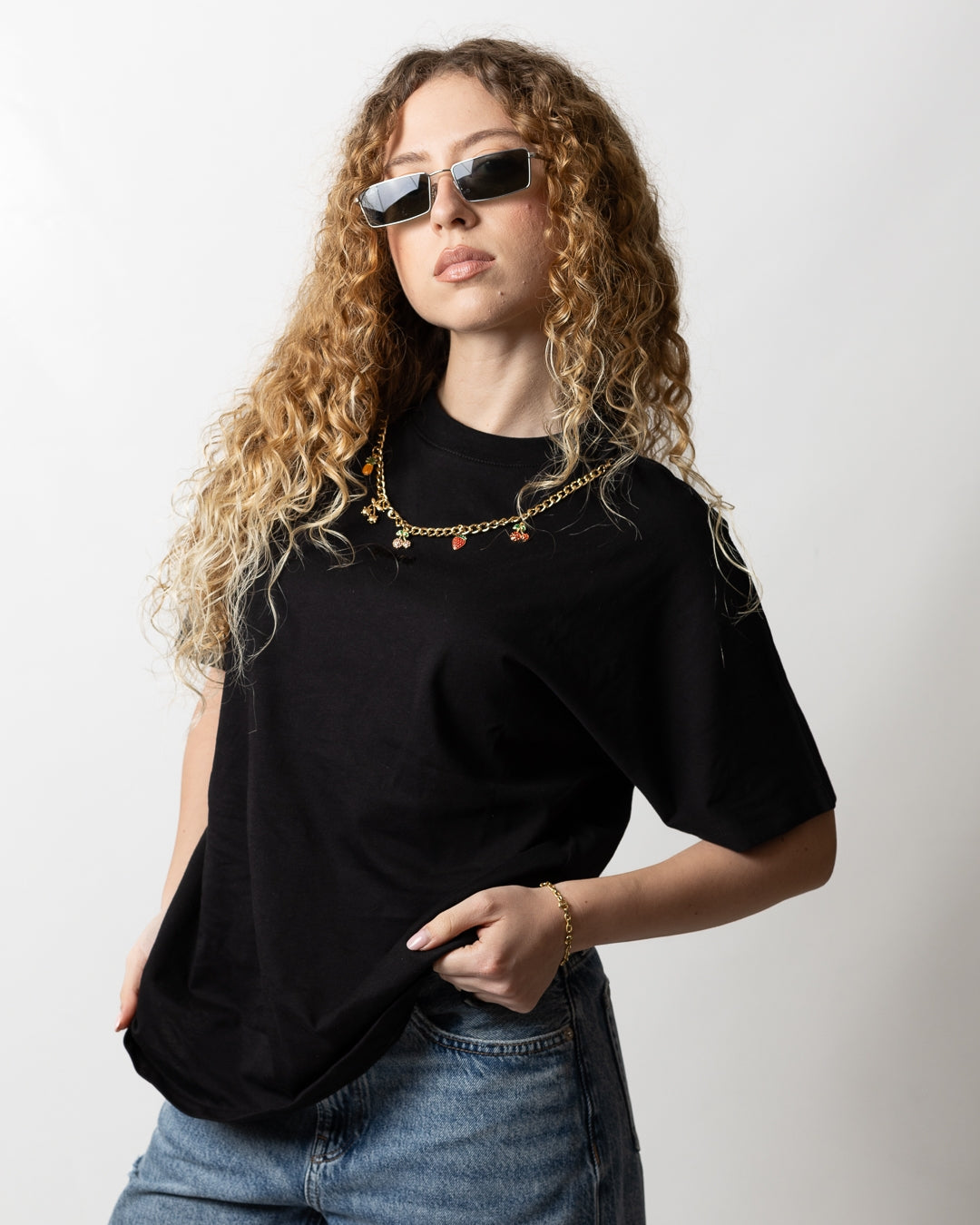 T-Shirt Disclaimer con catena donna