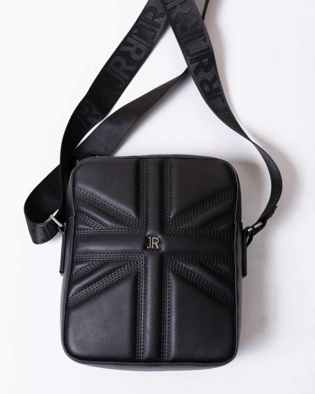 Tracolla John Richmond in ecopelle con ricami in rilievo, logo "JR" e dettagli jacquard