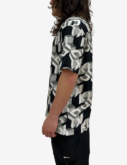 T-Shirt Karl Lagerfeld Jeans con grafica logo "Monogram" all-over uomo