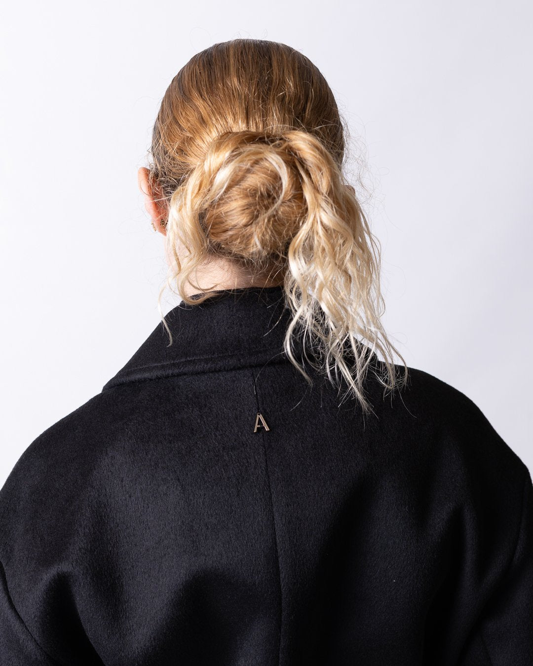 Cappotto Twinset Actitude doppiopetto in misto lana con cintura donna