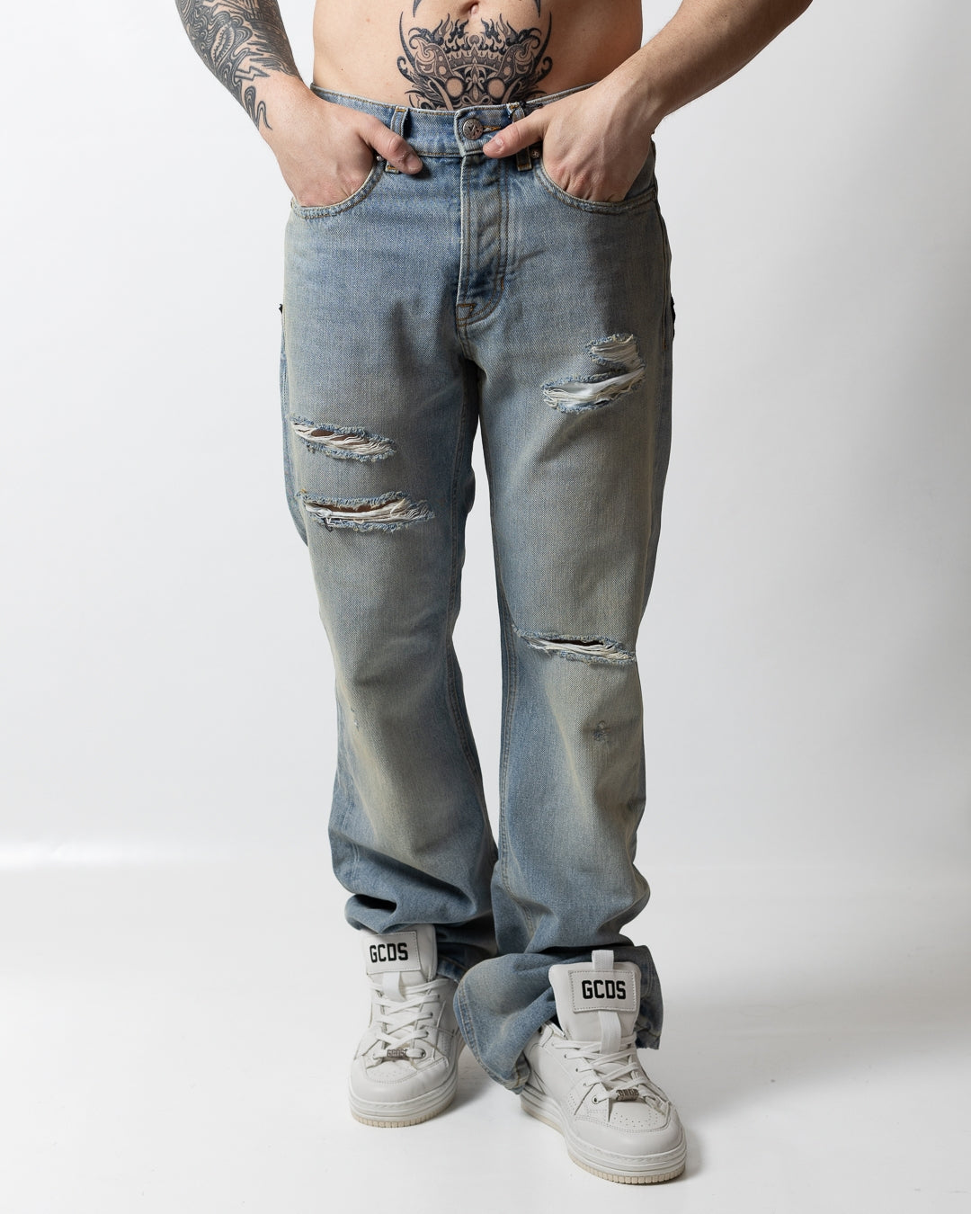Jeans John Richmond a zampa con logo patch uomo