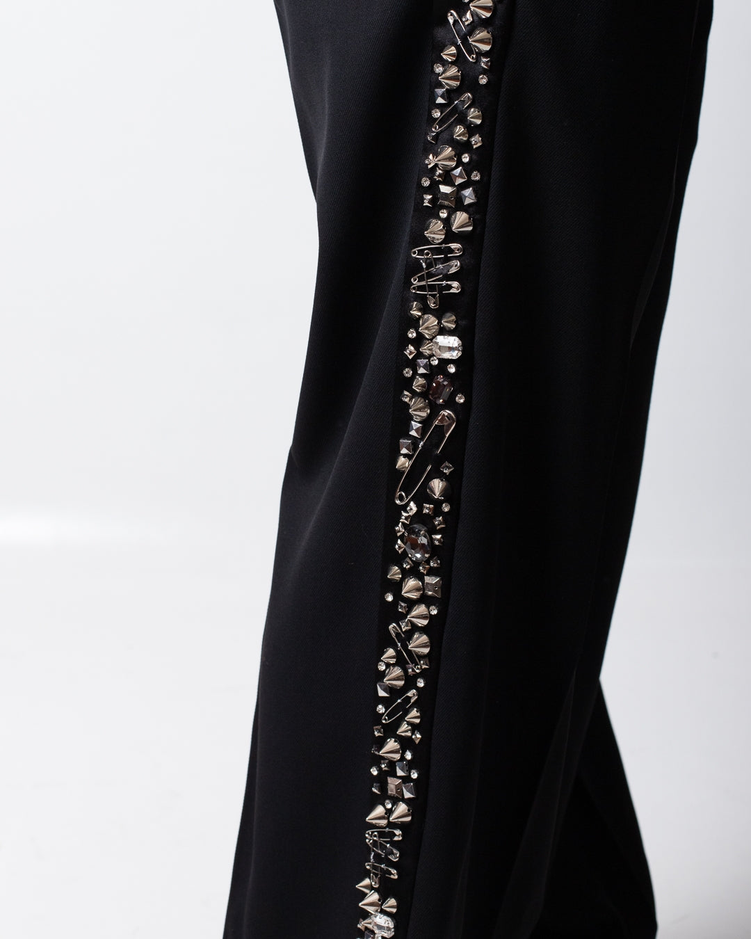 Pantalone John Richmond con borchie, graffette e strass uomo