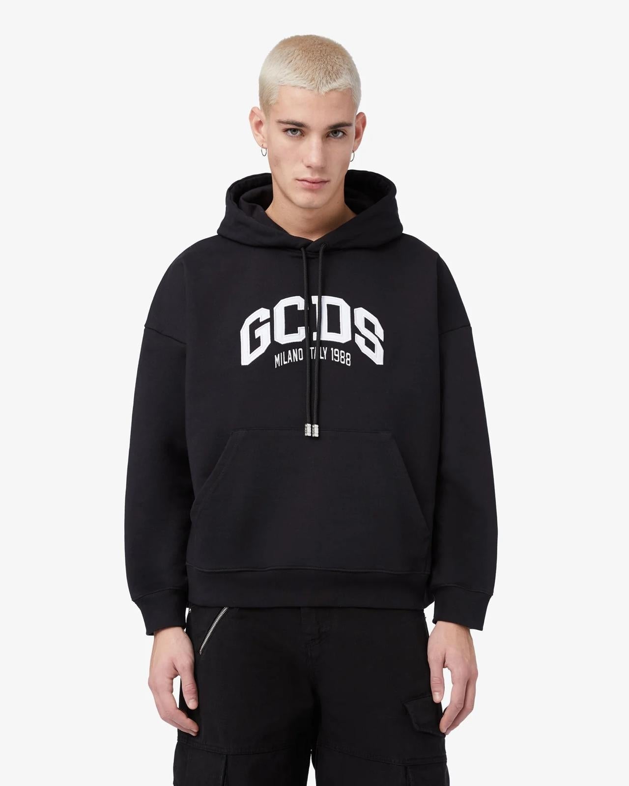 Felpa GCDS con cappuccio e logo ricamato uomo