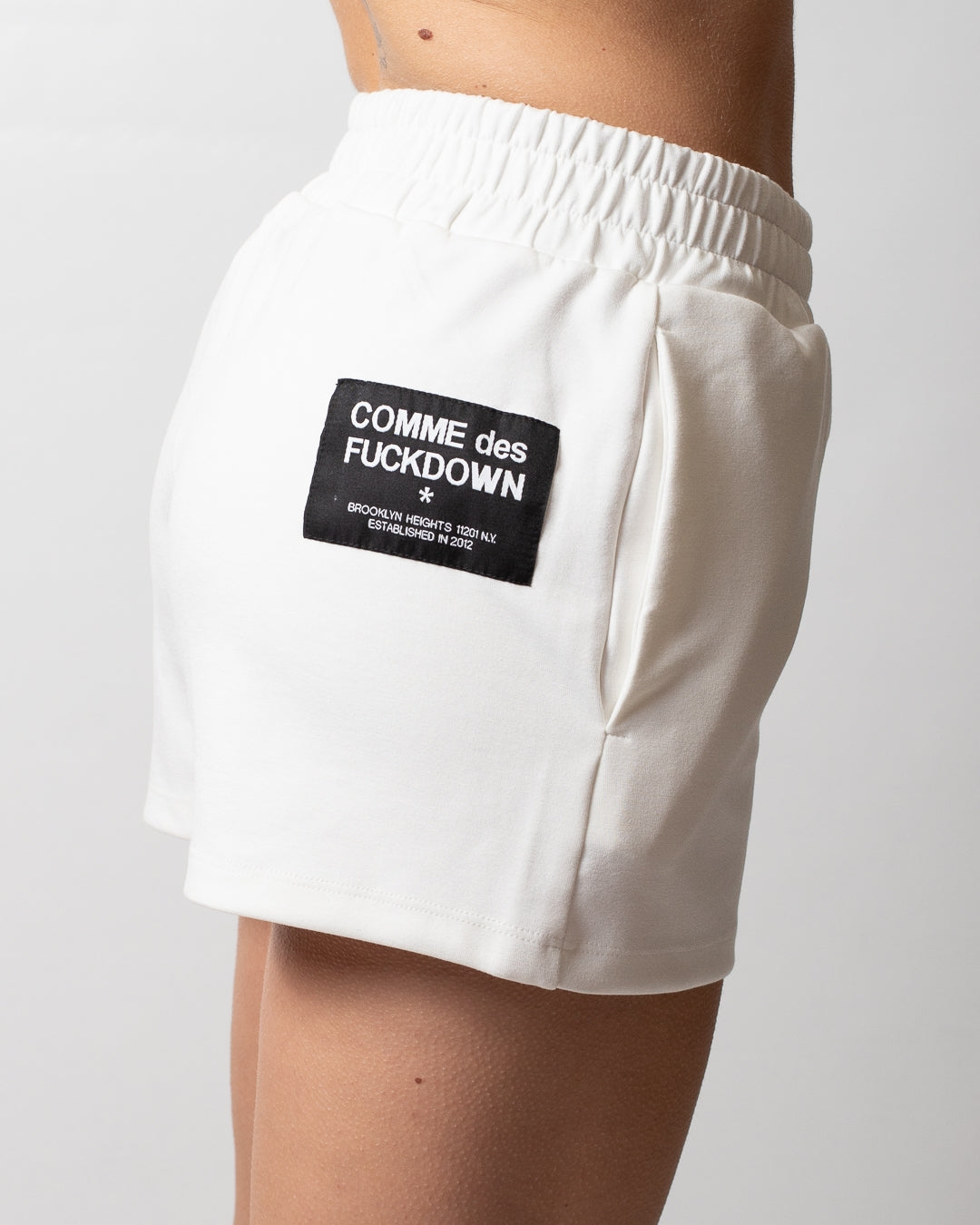 Bermuda Comme des Fuckdown in interlock donna