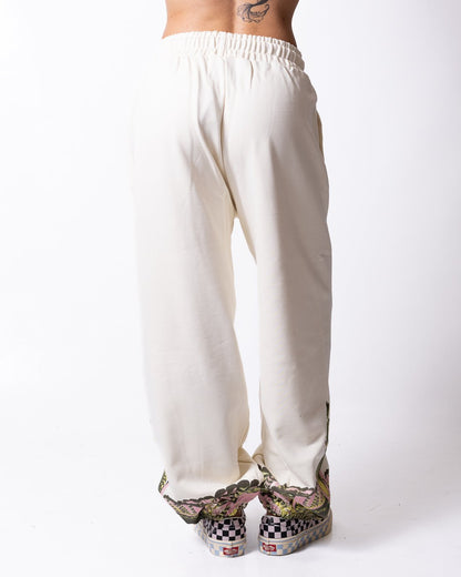 Pantalone County of Milan con grafica ali donna