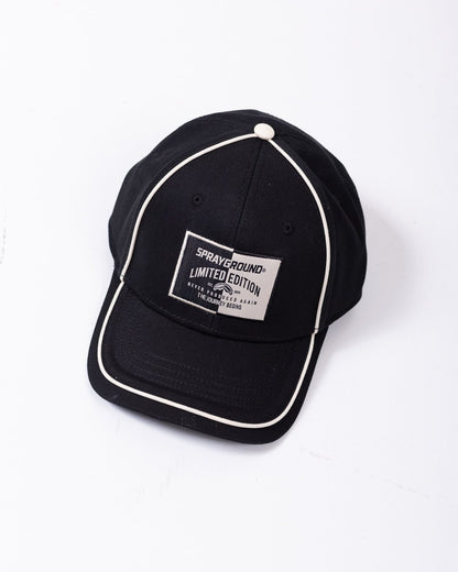 Cappello Sprayground con visiera e logo patch black and white