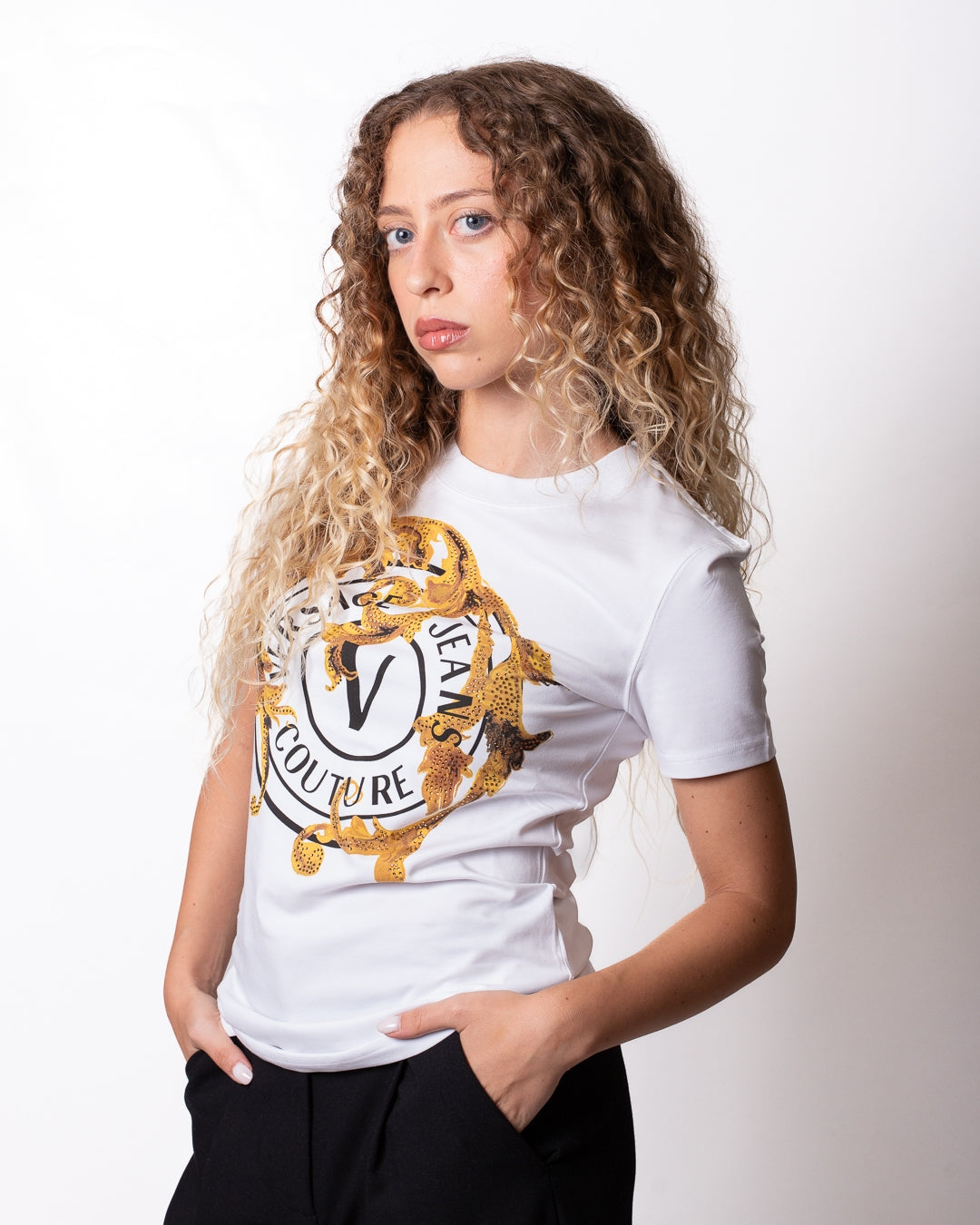 T-Shirt Versace Jeans Couture "V-Emblem Baroque" donna