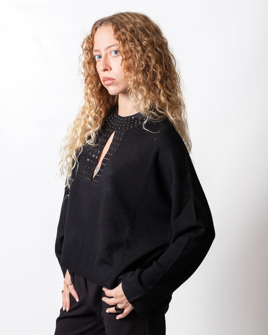 Maglia Nenette girocollo con strass in misto lana donna