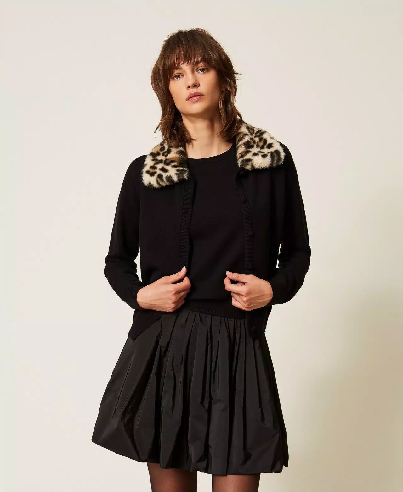 Giacca Twinset Actitude con colletto faux far e maglia donna