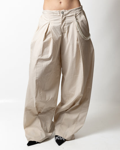 Pantalone Disclaimer in gabardine con catena e perle donna