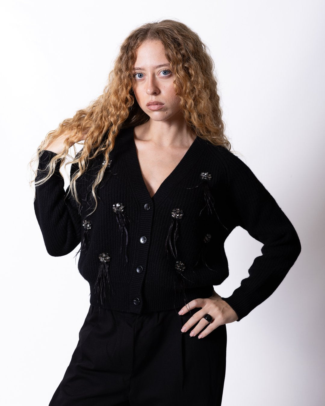 Cardigan Nenette in lana e cashmere con pietre decorative