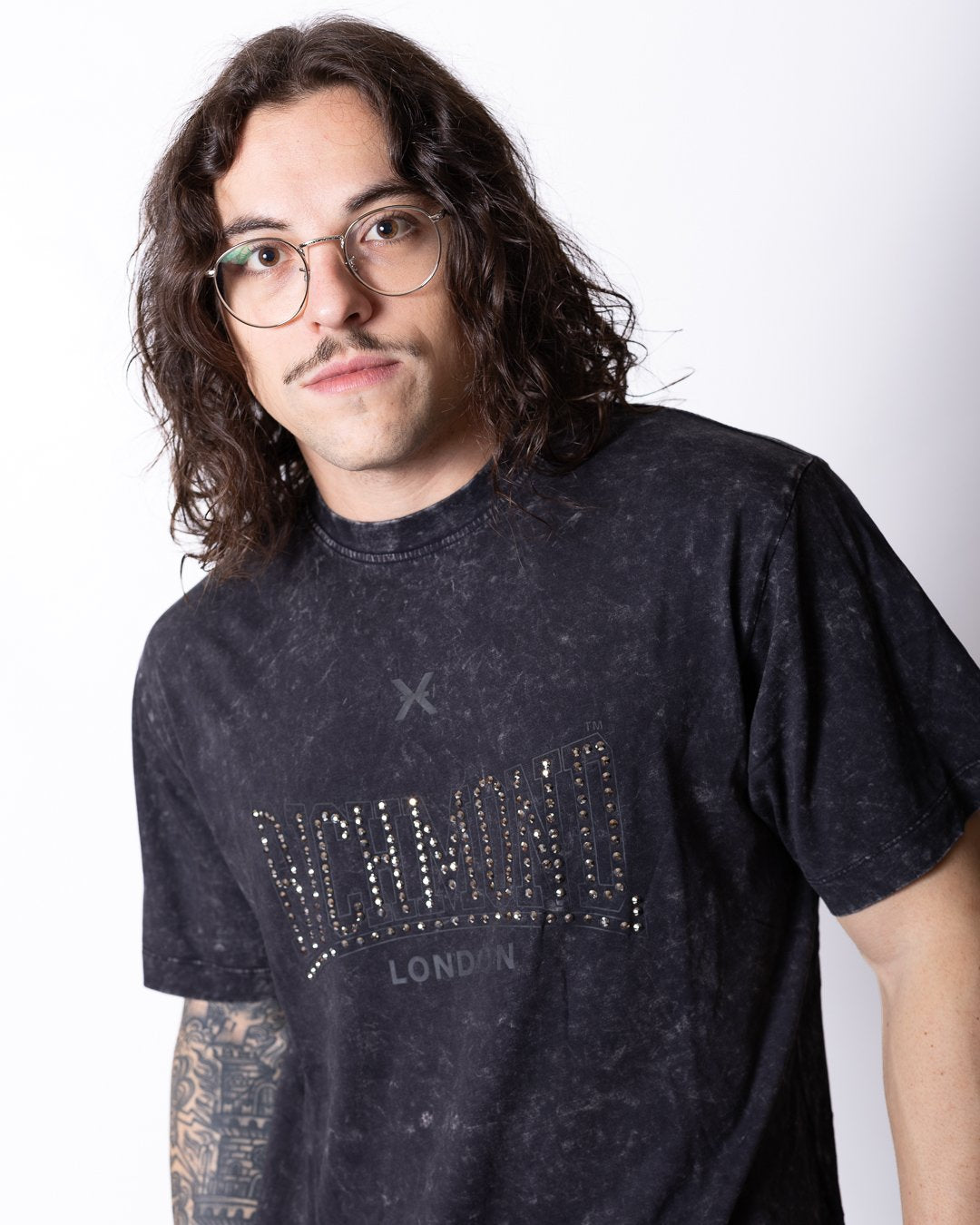 T-shirt Richmond X con logo luminoso in strass