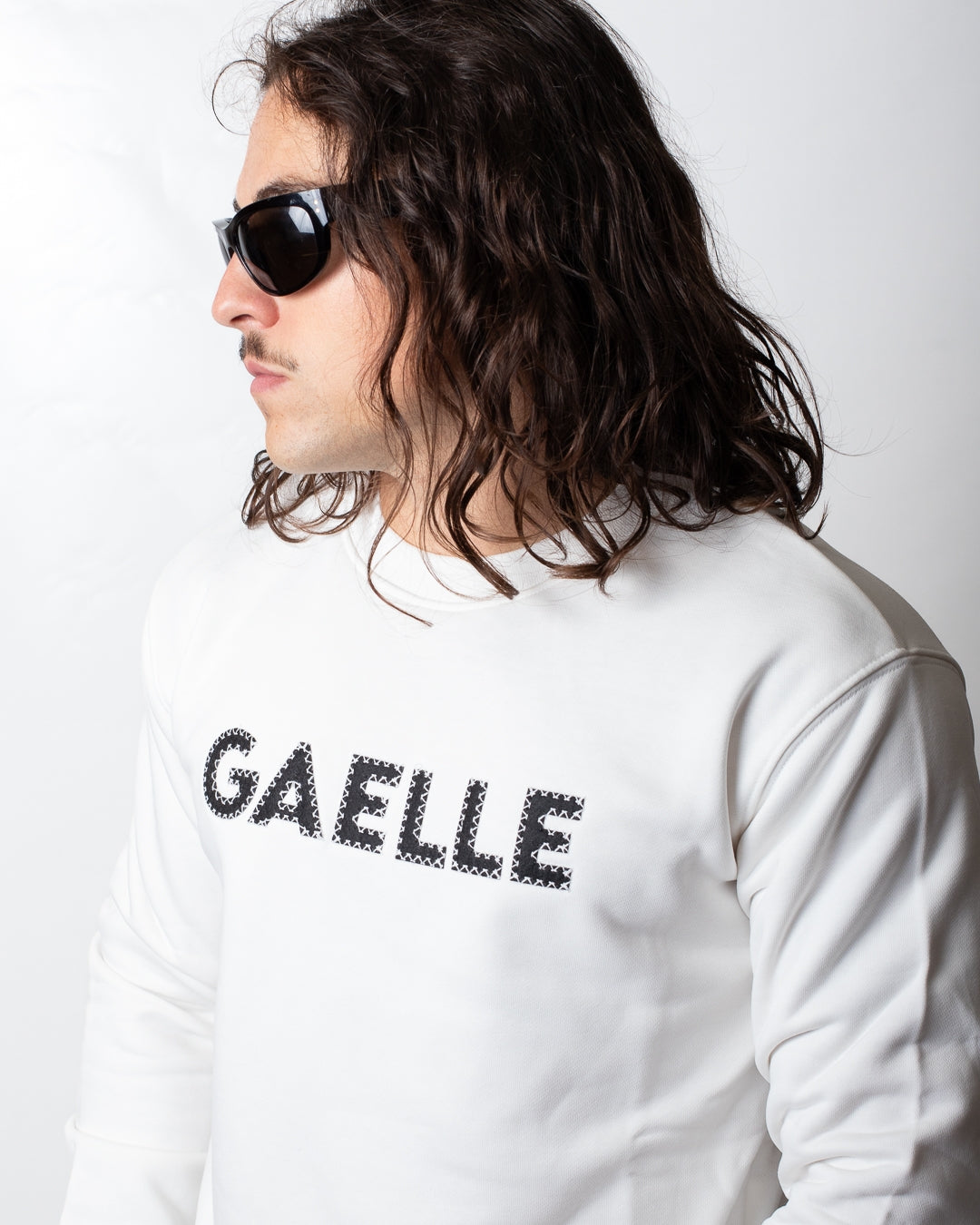 Felpa Gaelle girocollo con logo ricamato uomo