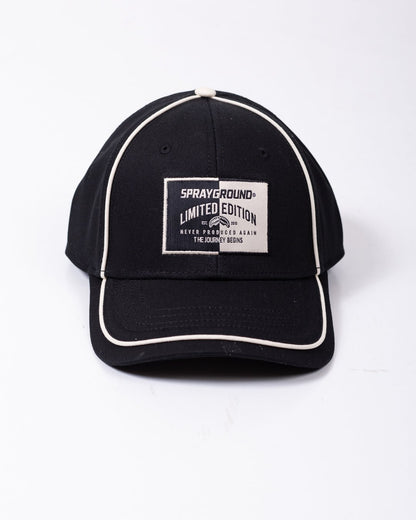 Cappello Sprayground con visiera e logo patch black and white