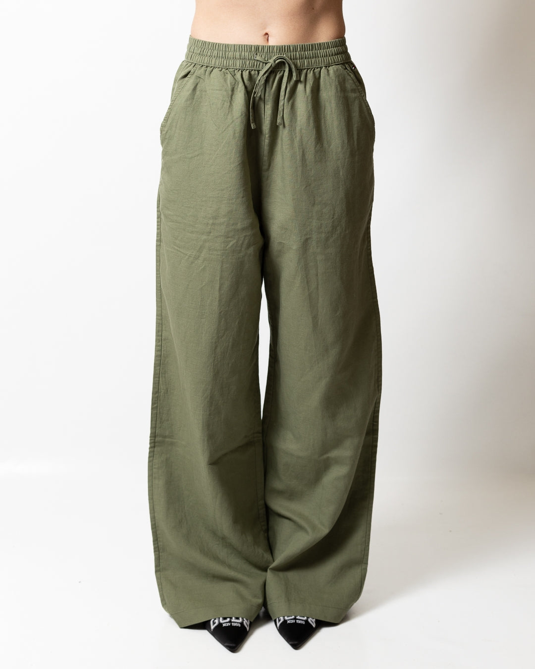 Pantalone Tommy Jeans svasato in misto lino donna