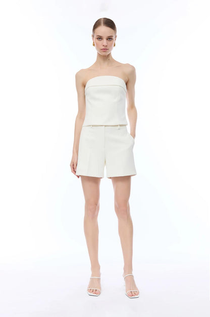 Shorts Nenette con pieghe donna