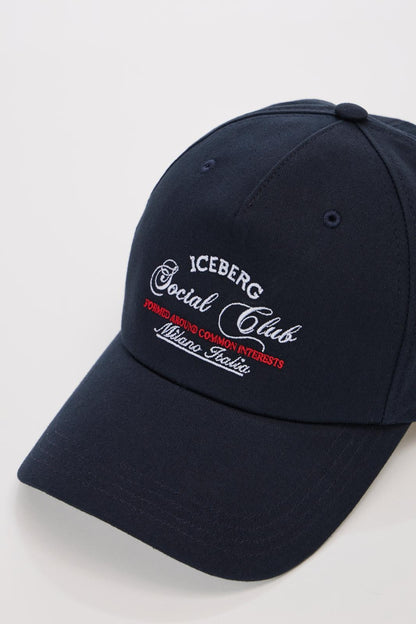 Cappello Iceberg con ricamo logato