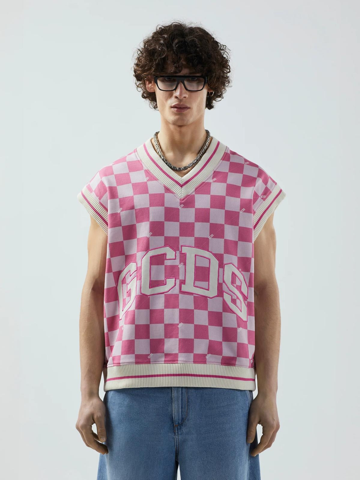 Gilet GCDS con scacchi all-over e ricamo uomo