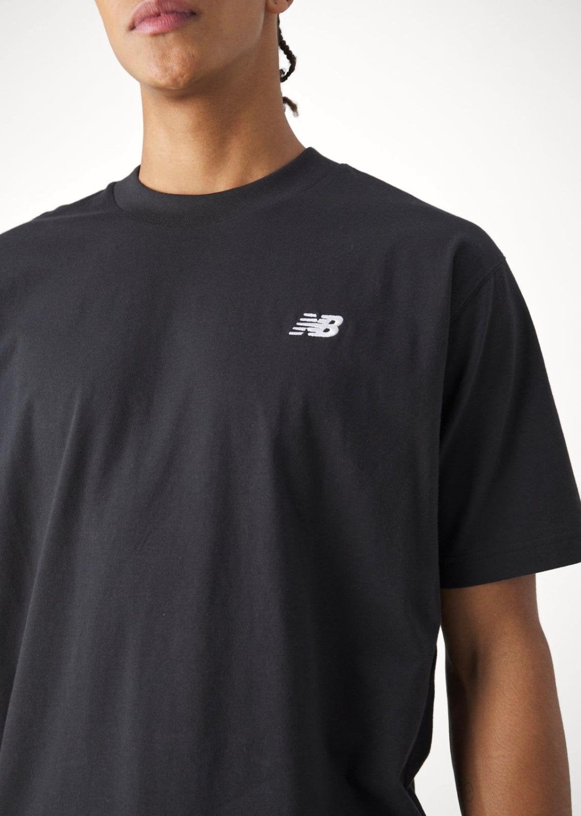 T-shirt New Balance girocollo con logo ricamato