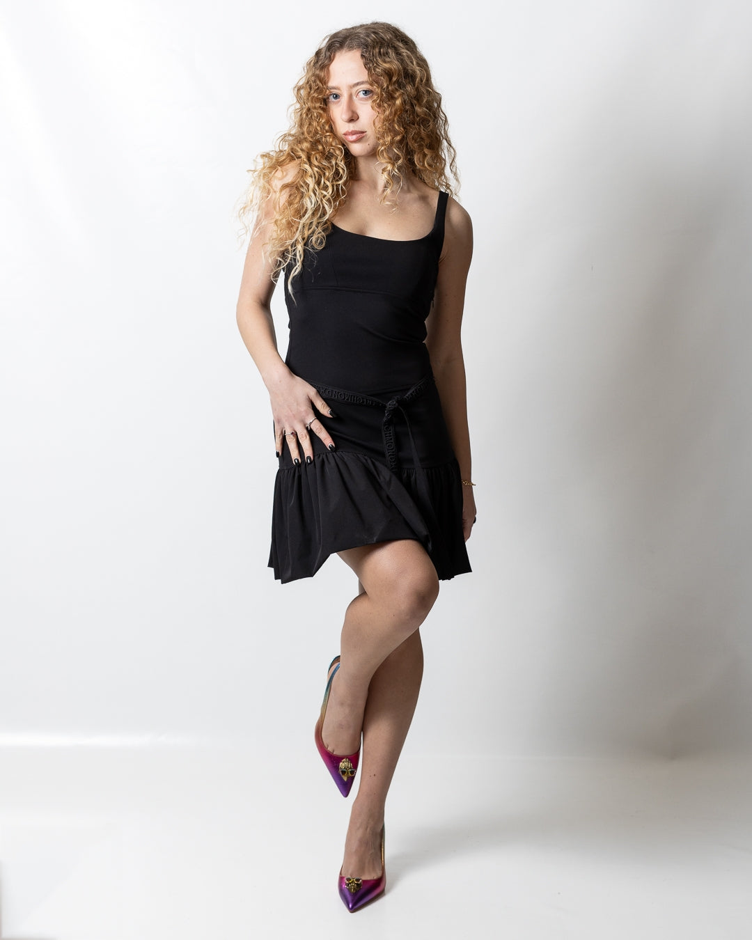 Abito Richmond X con balze e cintura logata donna