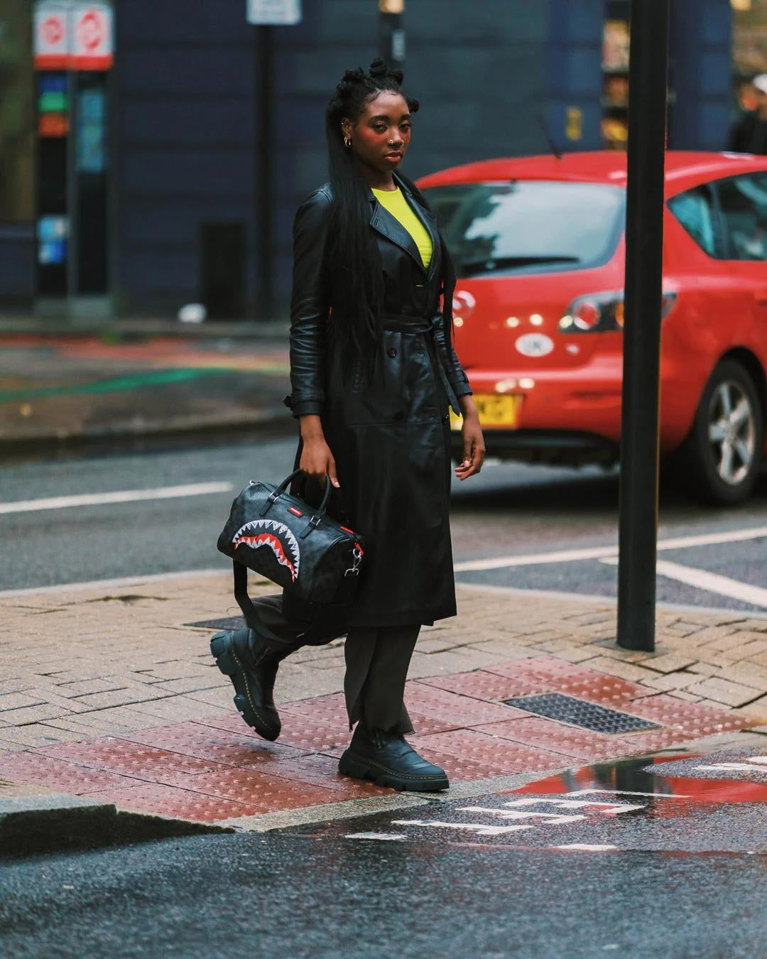 Borsa Sprayground nero "SCRIBBLE SHARK MINI DUFFLE"