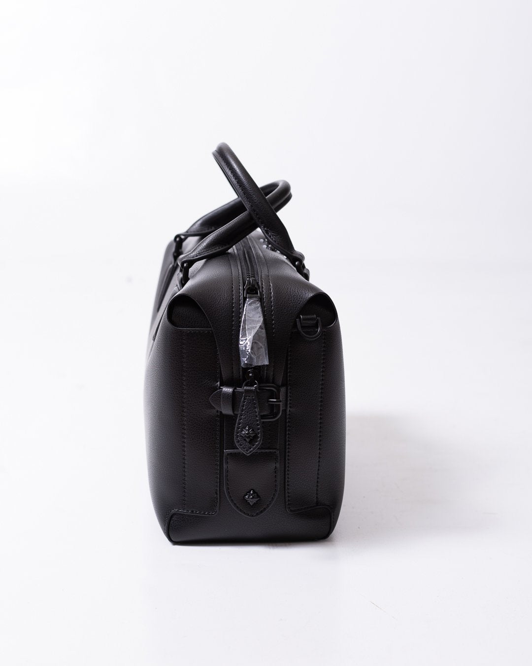 Borsa John Richmond con logo "JR" e borchie