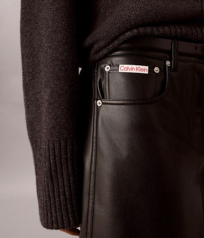 Gonna Calvin Klein Jeans in ecopelle con logo patch