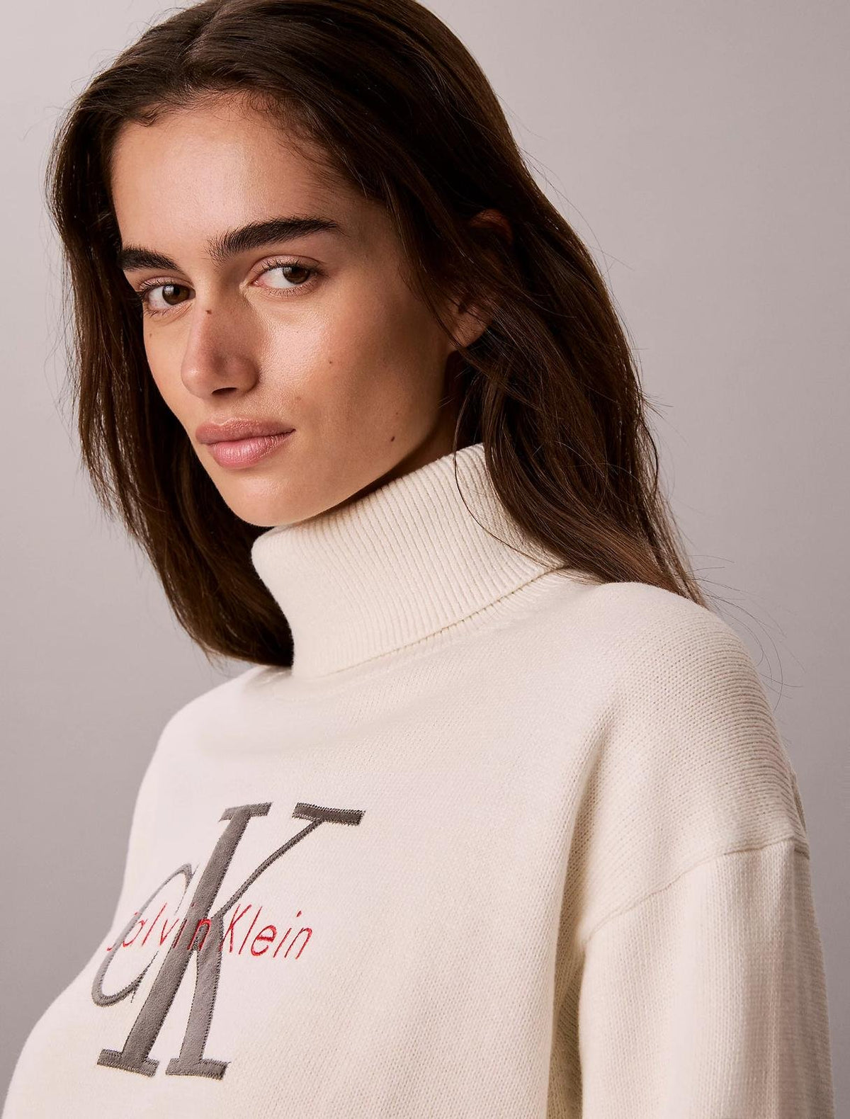 Maglia Calvin Klein Jeans con logo in velluto e ricamo