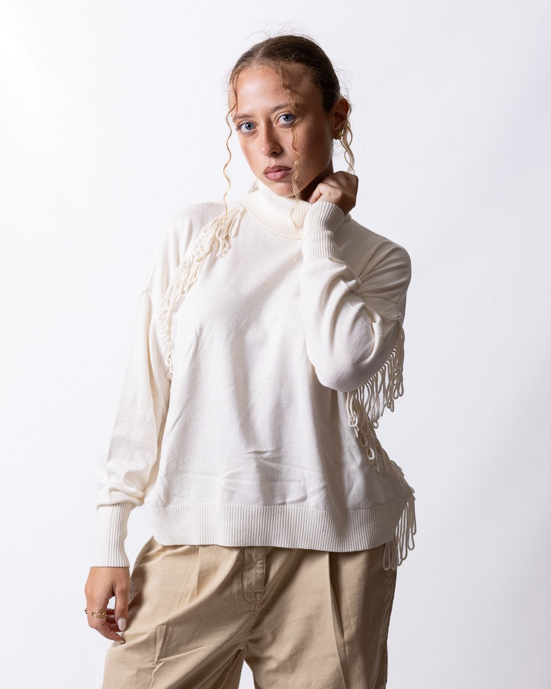 Maglia Twinset Actitude lupetto con frange donna