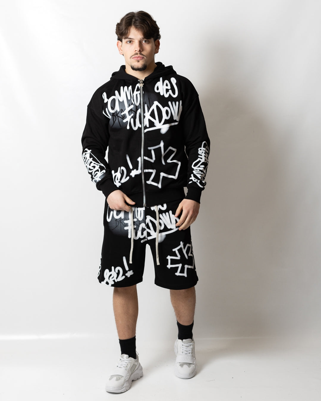 Felpa Comme des Fuckdown fullzip con cappuccio e stampa spray uomo