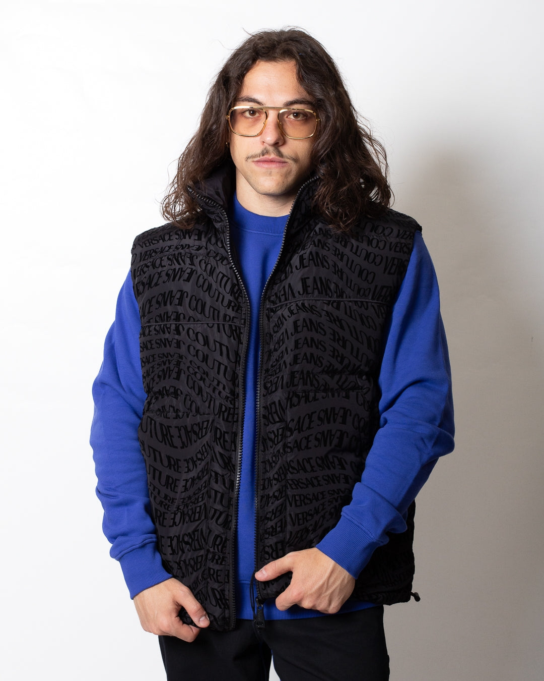 Gilet Versace Jeans Couture reversibile con logo all-over uomo