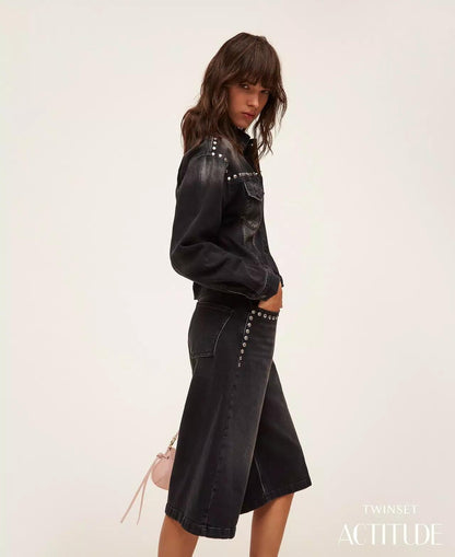 Bermuda Twinset Actitude in jeans con borchie donna