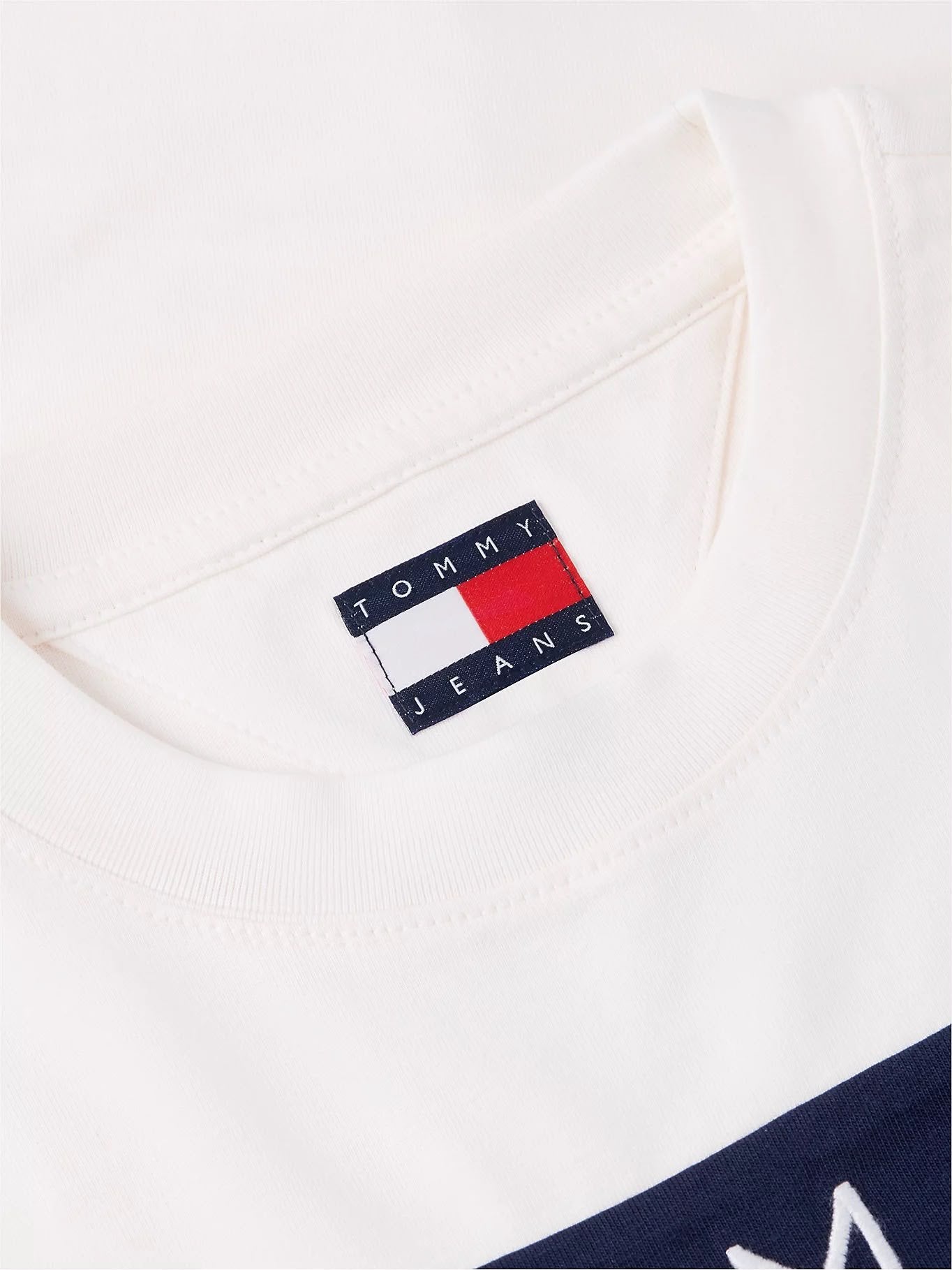 T-Shirt Tommy Jeans "Regular Flag" donna