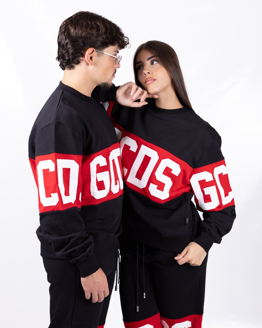 Felpa GCDS girocollo con logo a contrasto