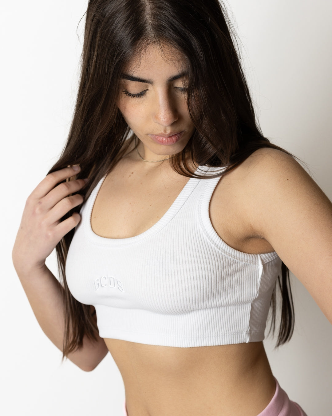 Top GCDS Essentials cropped in costina "Rib Logo" donna