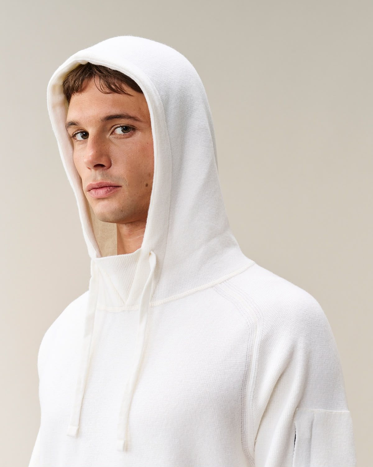 Maglia C.P. Company in lana con cappuccio uomo