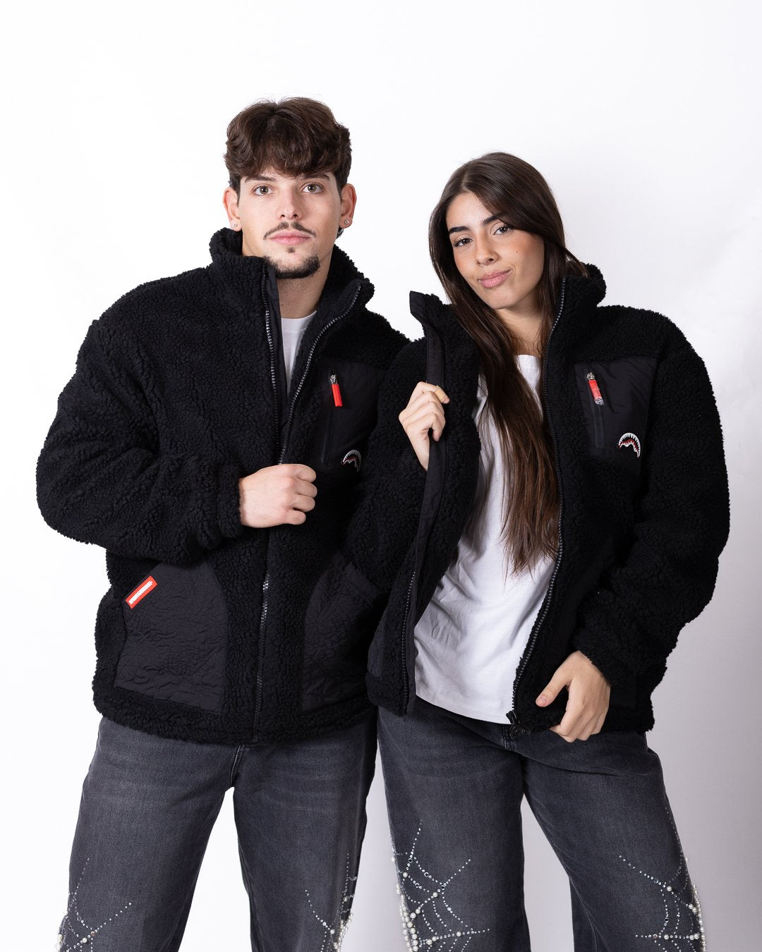 Giubbotto Sprayground teddy full zip con loghi in rilievo