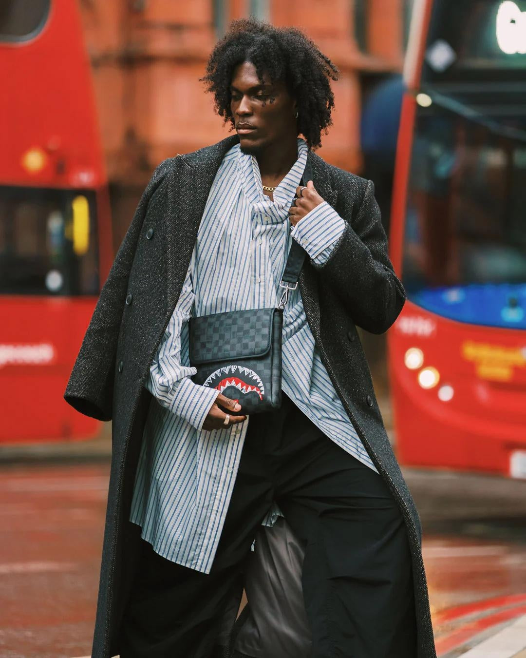 Tracolla Sprayground nero "SCRIBBLE SHARK MESSENGER BAG"