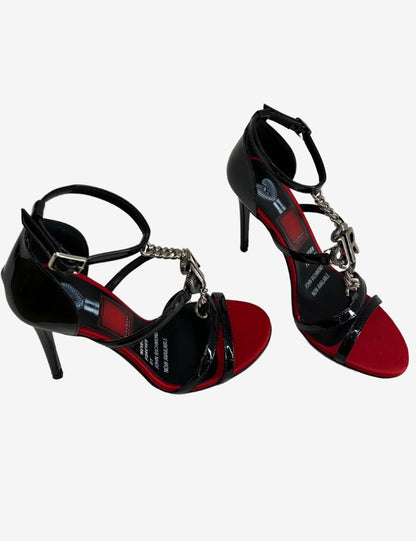 Sandalo con tacco John Richmond con catena donna
