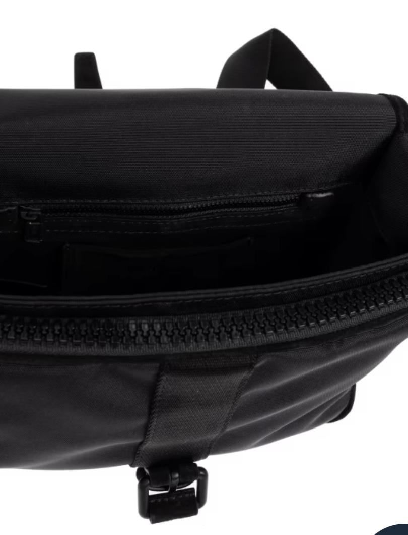 Borsa Moschino in tessuto con placca in metallo uomo