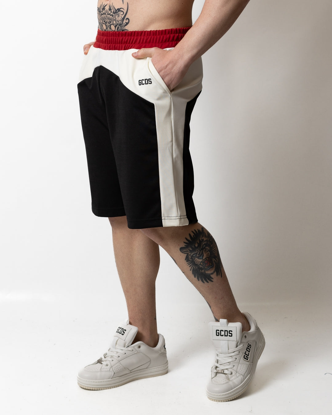 Short GCDS Essentials color block in nylon uomo