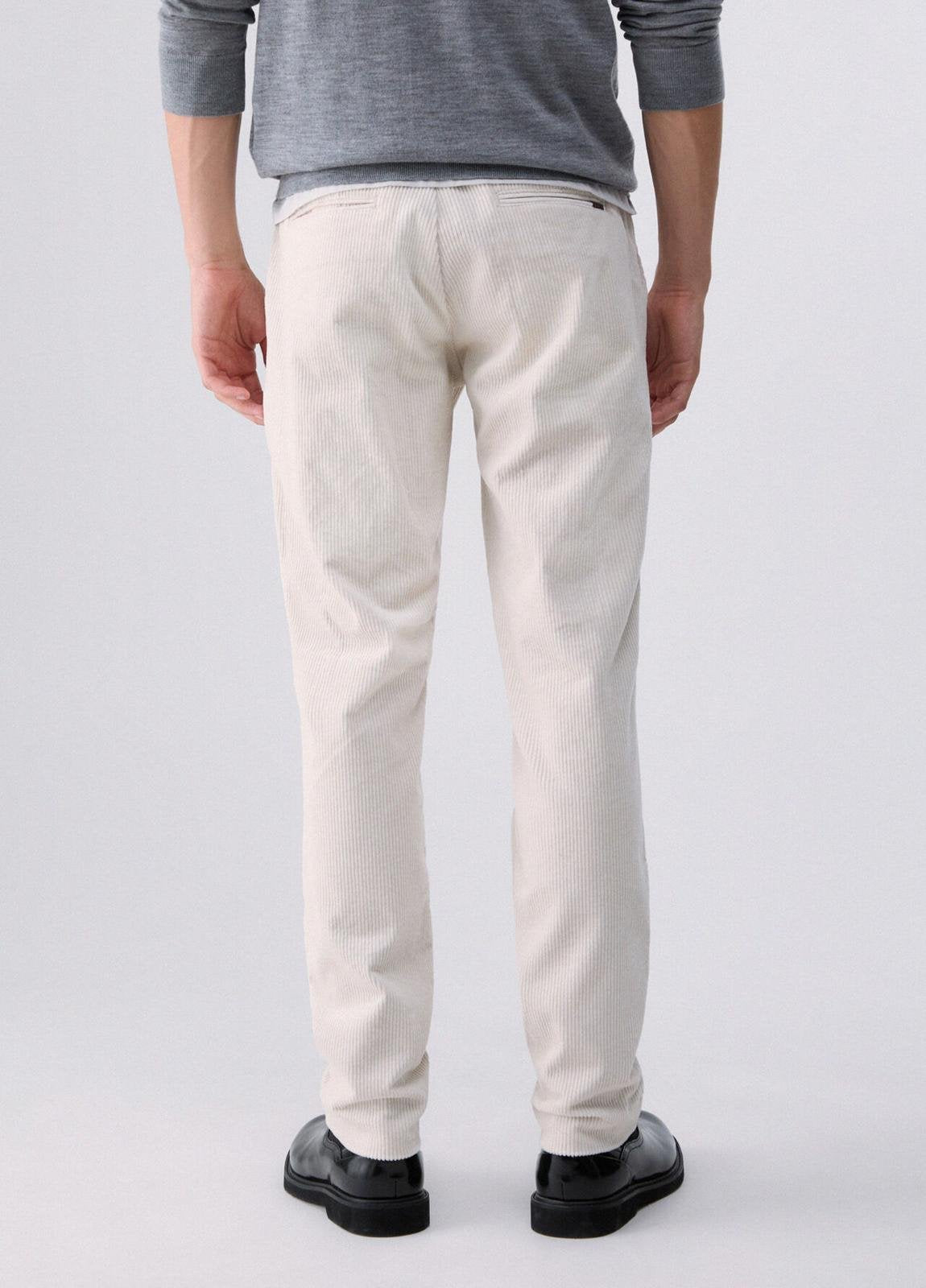 Pantalone Liu Jo in velluto a coste con logo metallico
