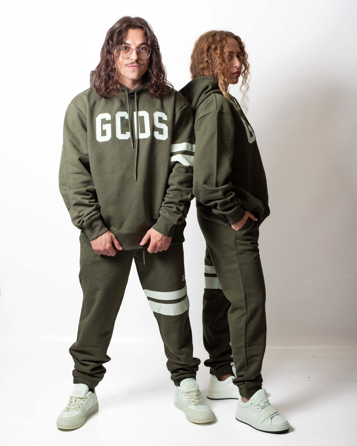 Pantalone GCDS in felpa logo regular