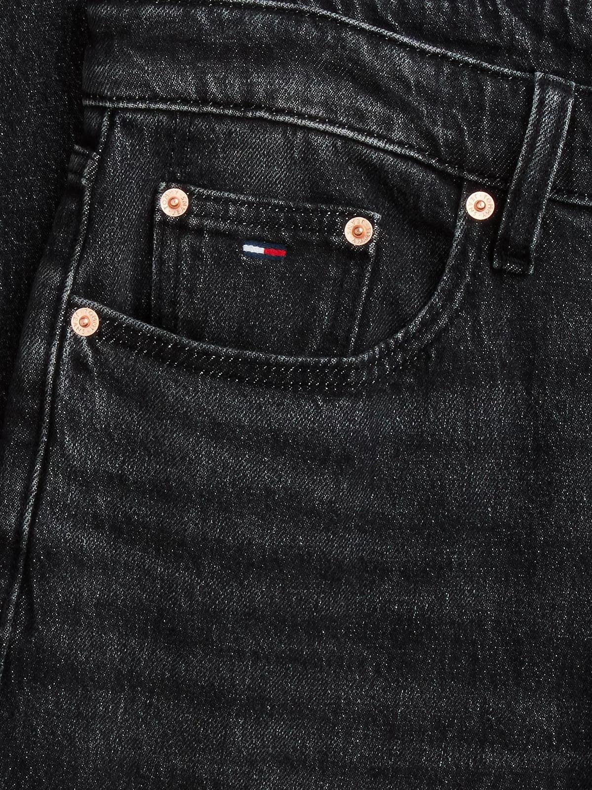 Jeans Tommy Jeans con patch logo