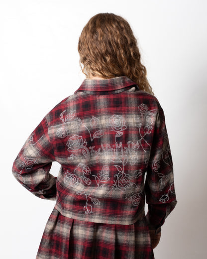 Camicia Disclaimer cropped in flanella con borchie donna