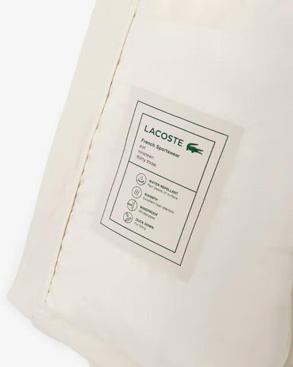 Giubbotto Lacoste con cappuccio impermeabile e iconico logo