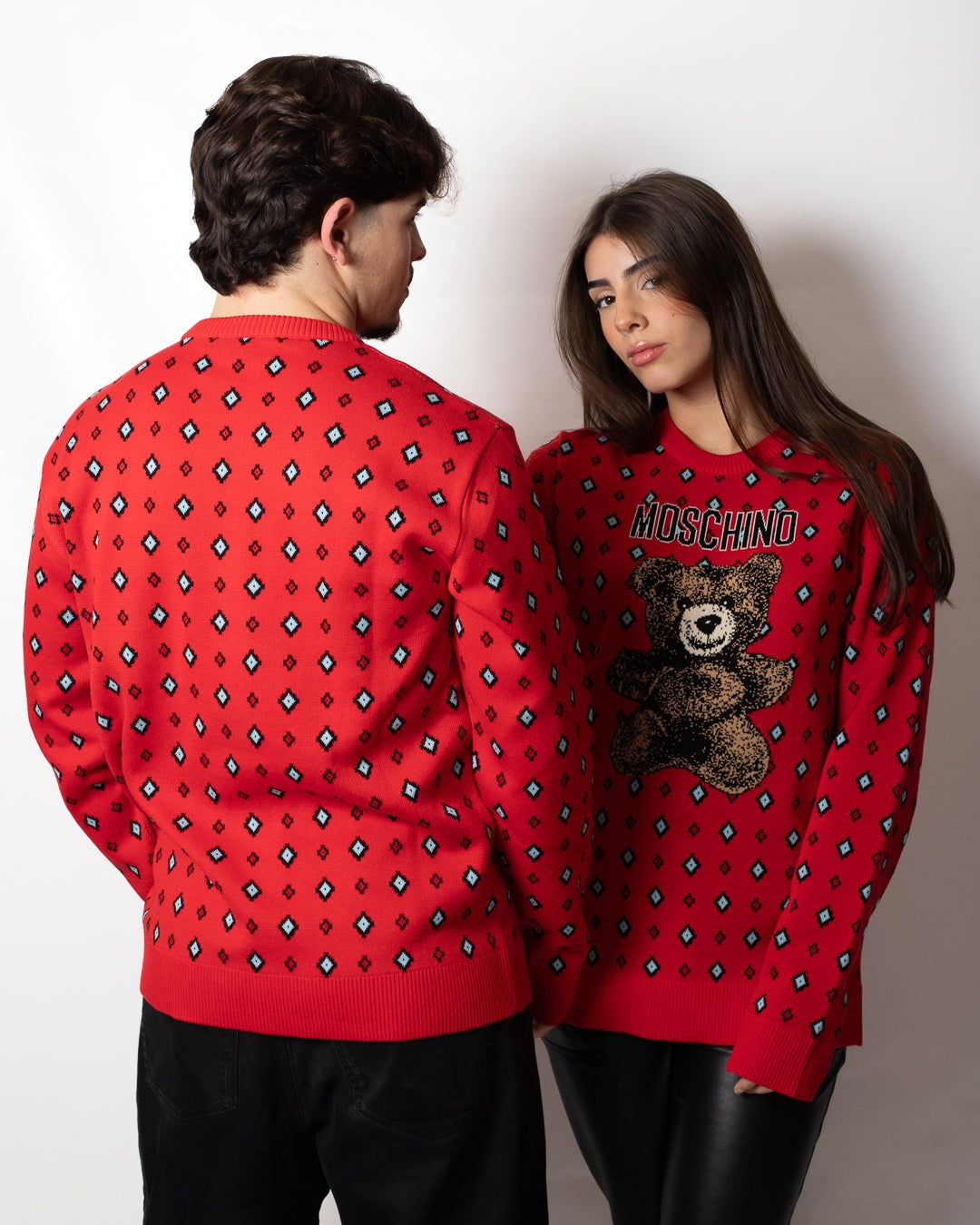 Maglia Moschino girocollo con logo Teddy 